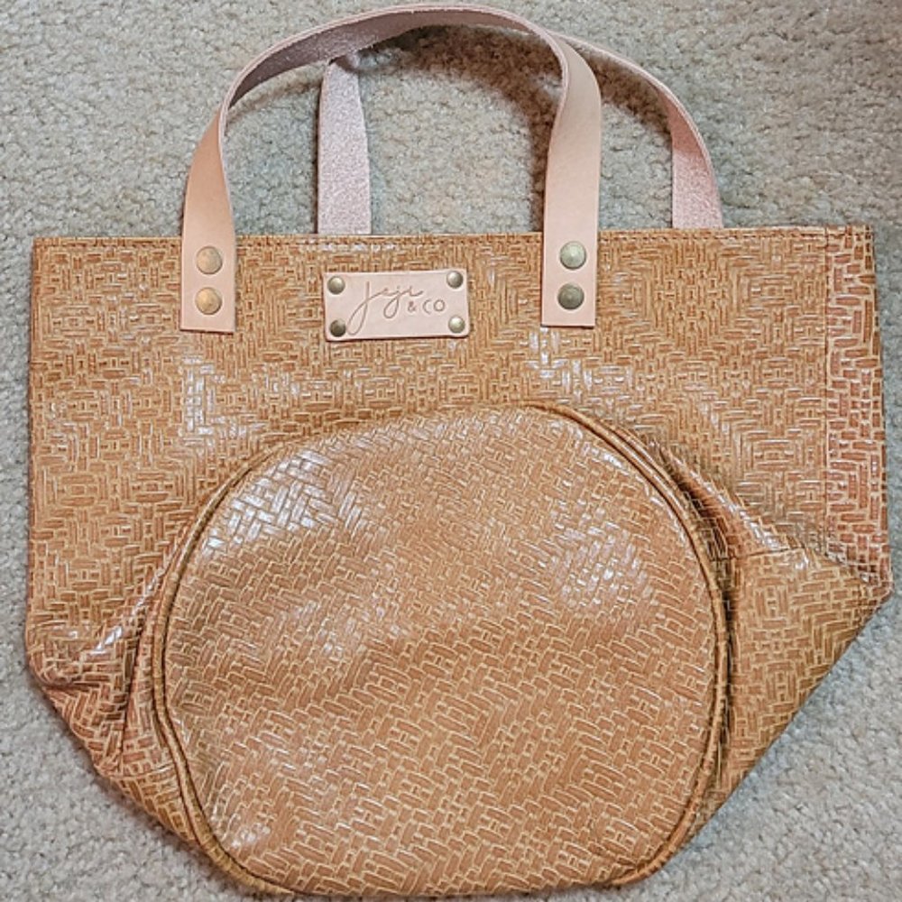 Joji & Co. - Pampa Bucket